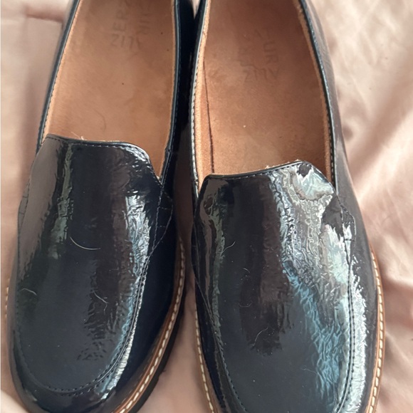 Naturalizer Cabaret Loafers Navy Blue - Picture 3 of 5